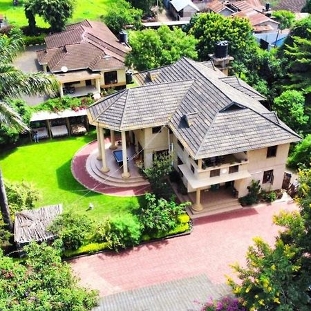 White House Of Tanzania Hostel Arusha Exterior photo