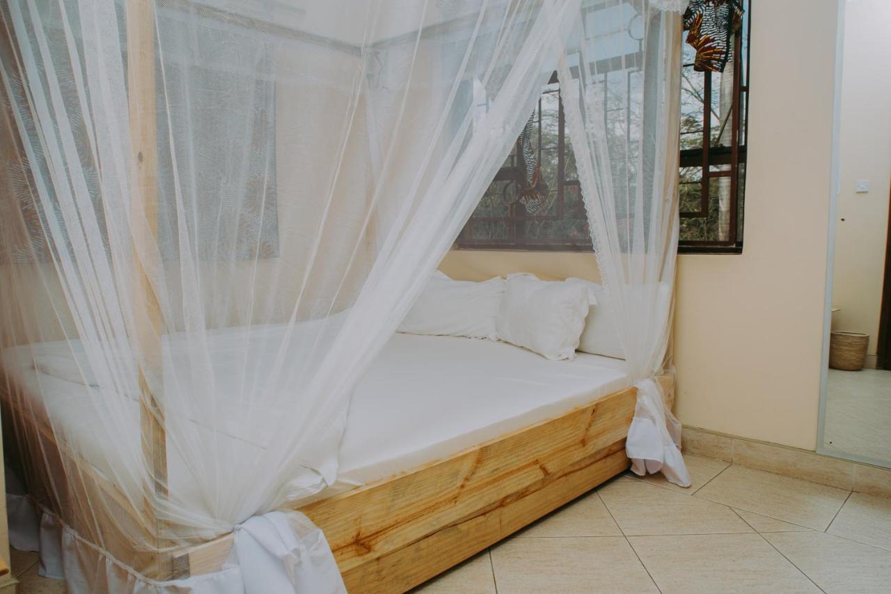 White House Of Tanzania Hostel Arusha Exterior photo