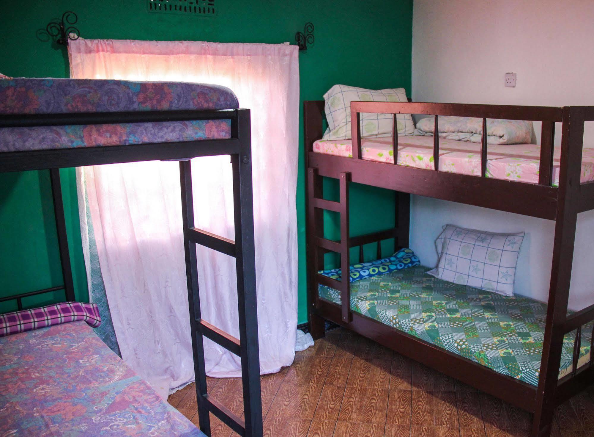 White House Of Tanzania Hostel Arusha Exterior photo